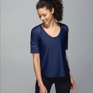 Lululemon Var-City 1/2 Sleeve